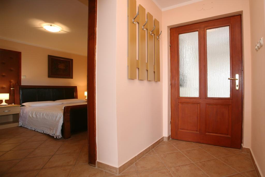 Apartments Neda - Porec South 객실 사진