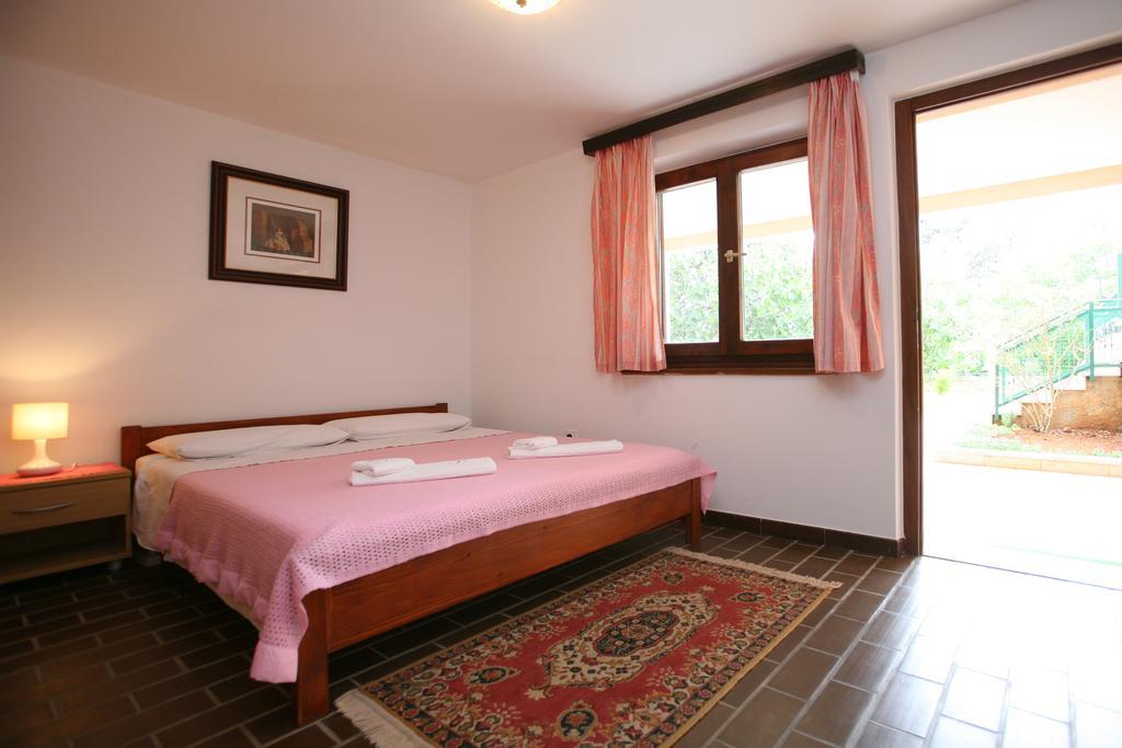 Apartments Neda - Porec South 객실 사진