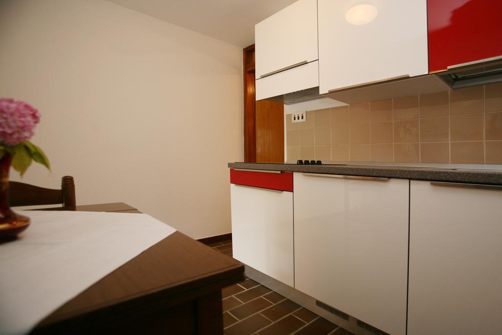 Apartments Neda - Porec South 객실 사진